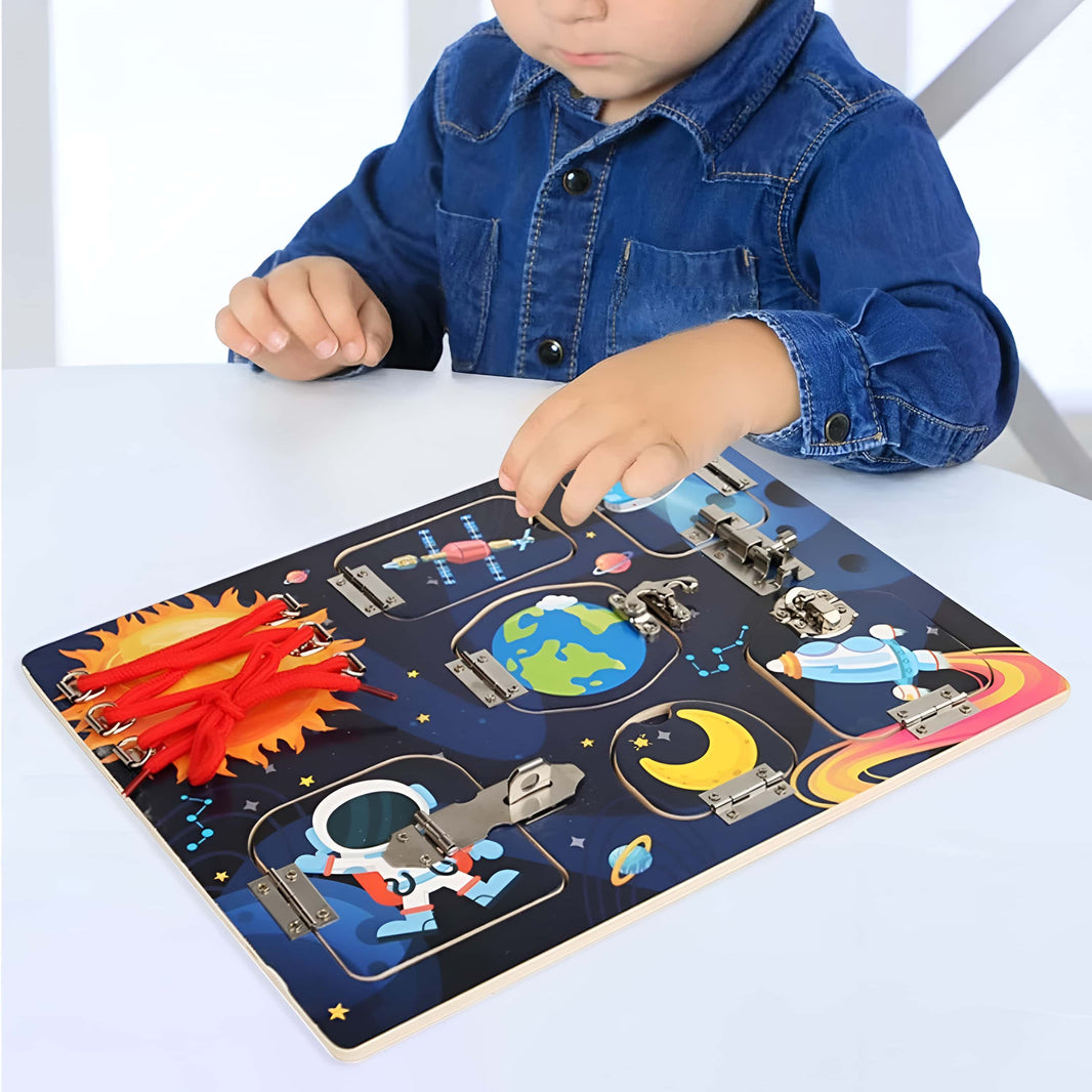 Tablero de actividades sensorial universo